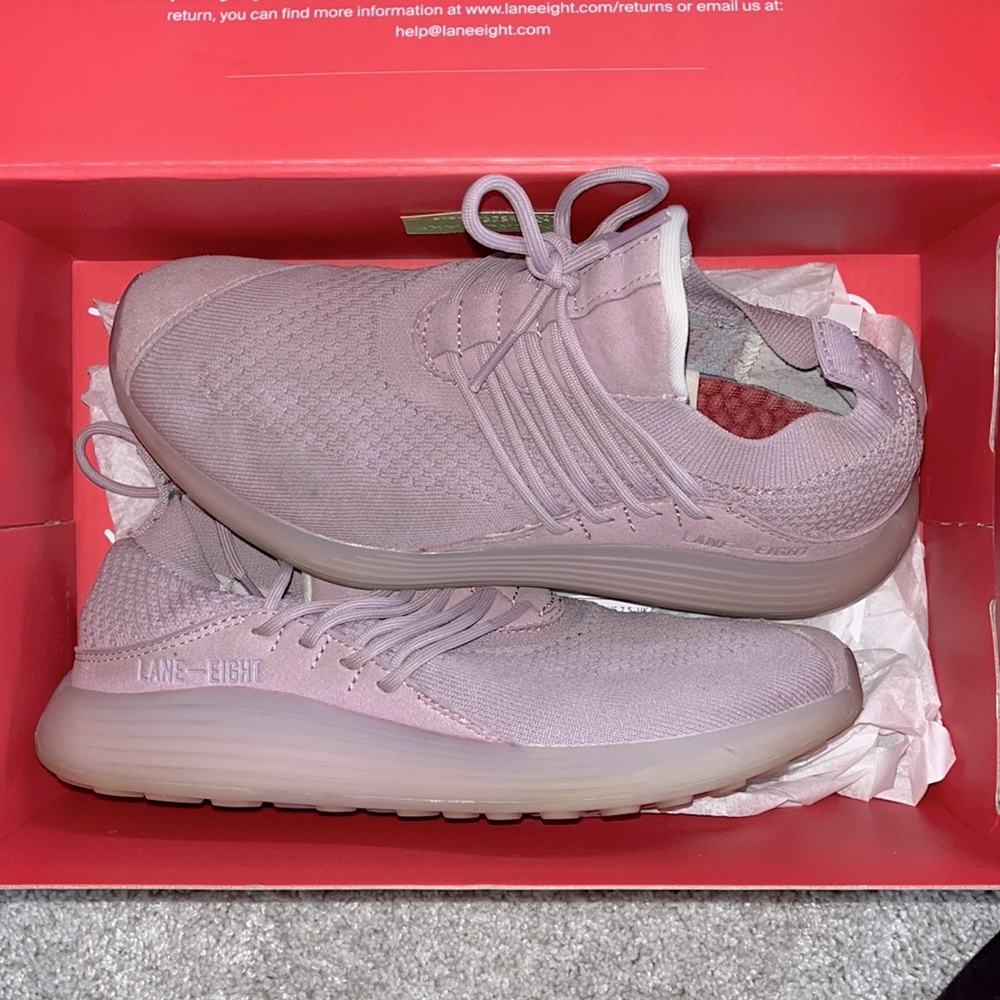 Lane Eight A1 training sneakers!